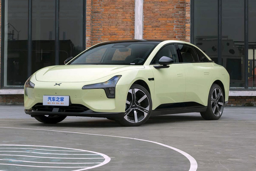 Обновленный электролифтбек XPeng MONA M03 готов к рыночному дебюту