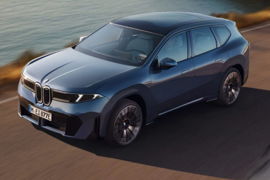 Представлен заднеприводный вариант кроссовера BMW iX3