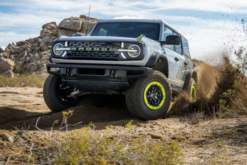 Внедорожник Ford Bronco RTR полностью рассекречен