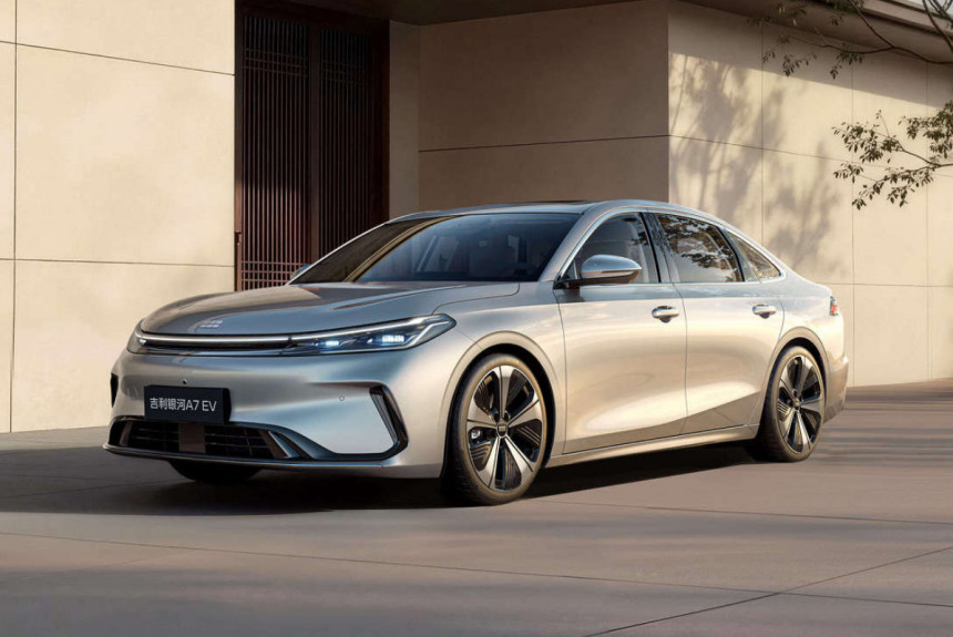 Geely Galaxy A7 обзаведется электрической версией