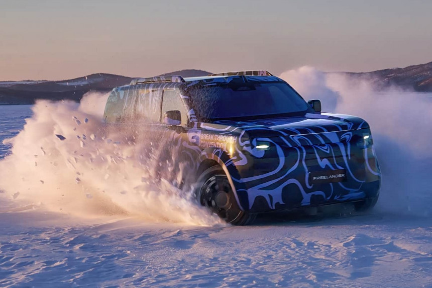Новый Freelander: первые официальные фото серийного кроссовера