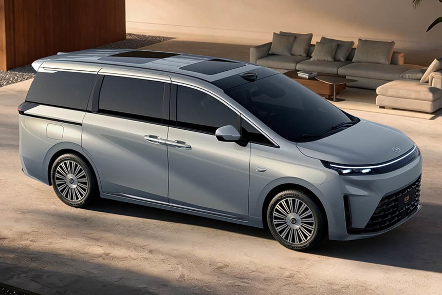 Анонсирован новый GAC Trumpchi E8 PHEV