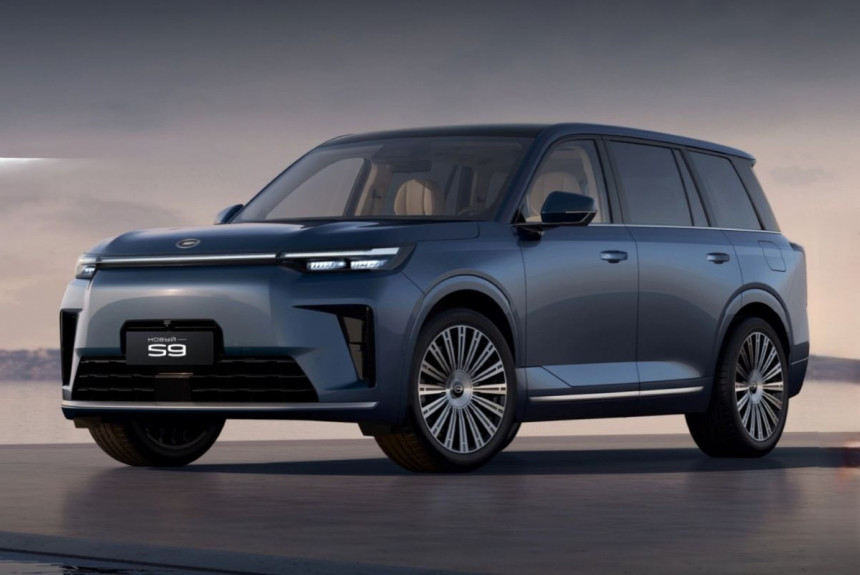 Для России анонсирован флагманский кроссовер GAC S9
