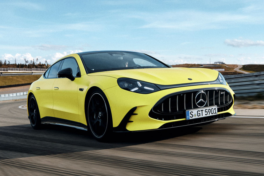 Mercedes представил самый мощный электромобиль AMG