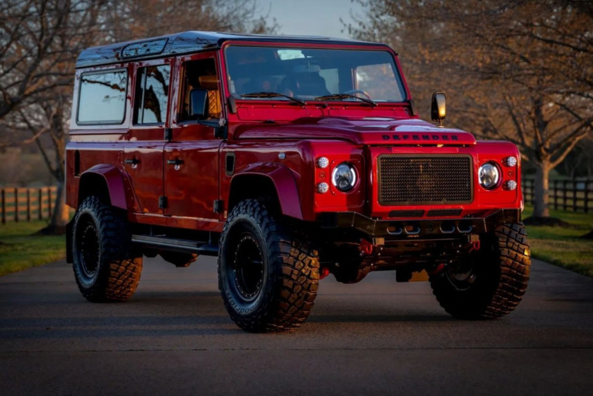 Helderburg Rocco: Defender с новым кузовом и старым мотором