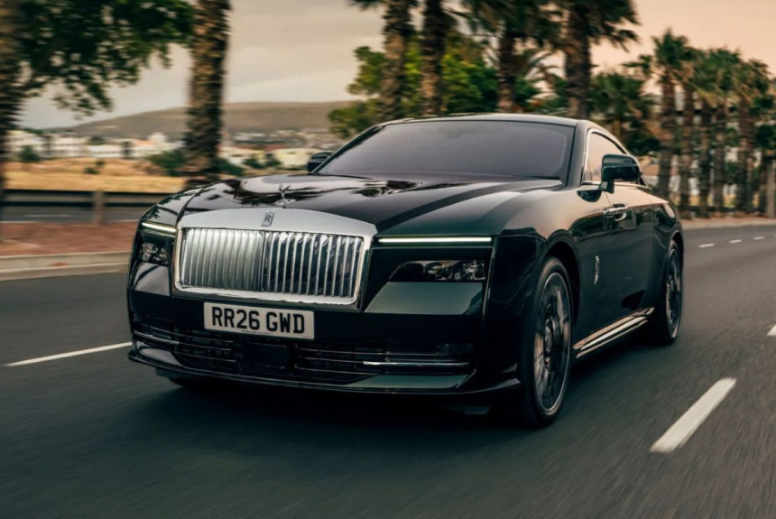 Rolls-Royce Spectre Series II: быстрее, дальнобойнее, сильнее