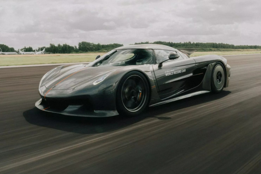 Koenigsegg Jesko Absolut установил новые рекорды