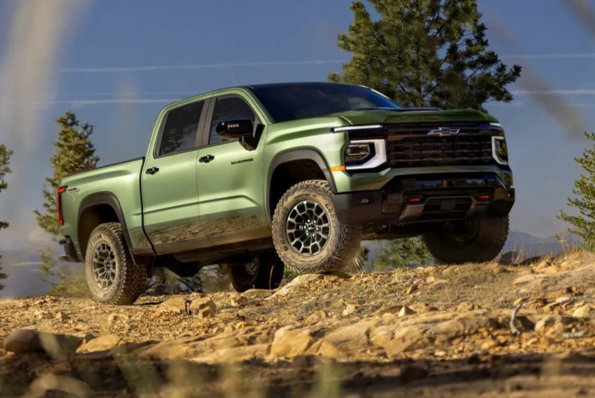 Анонсирован пикап Chevrolet Silverado нового поколения