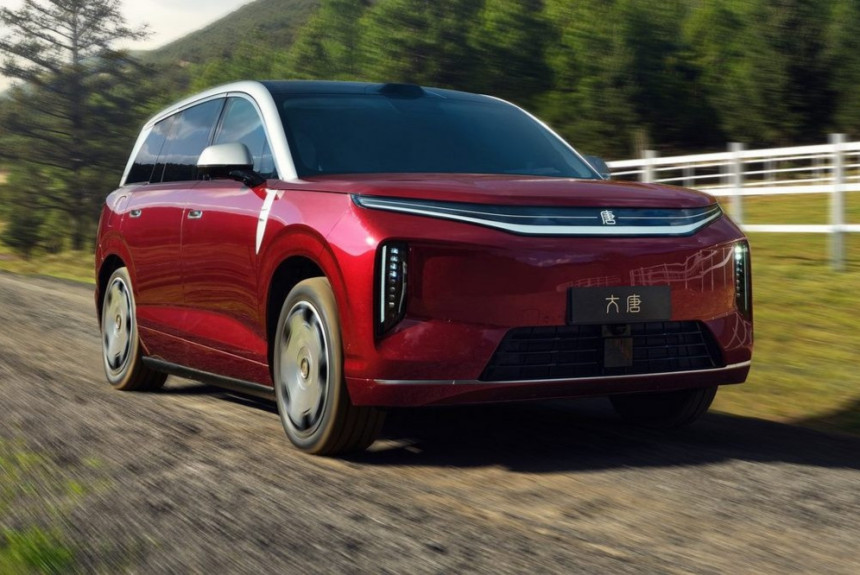 Кроссовер BYD Great Tang: полноценная премьера