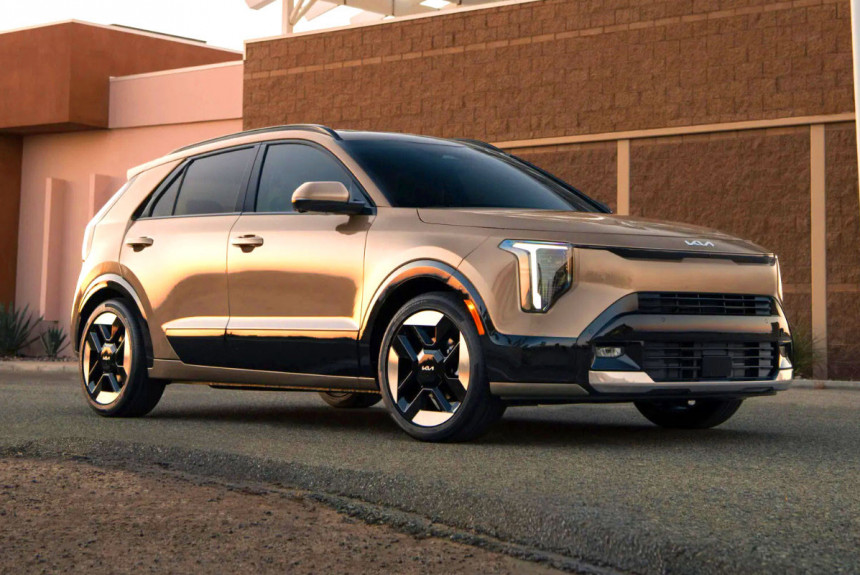 Обновленный кроссовер Kia Niro лишился электрической модификации
