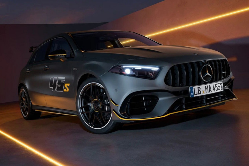 Представлен прощальный хот-хэтч Mercedes-AMG A 45
