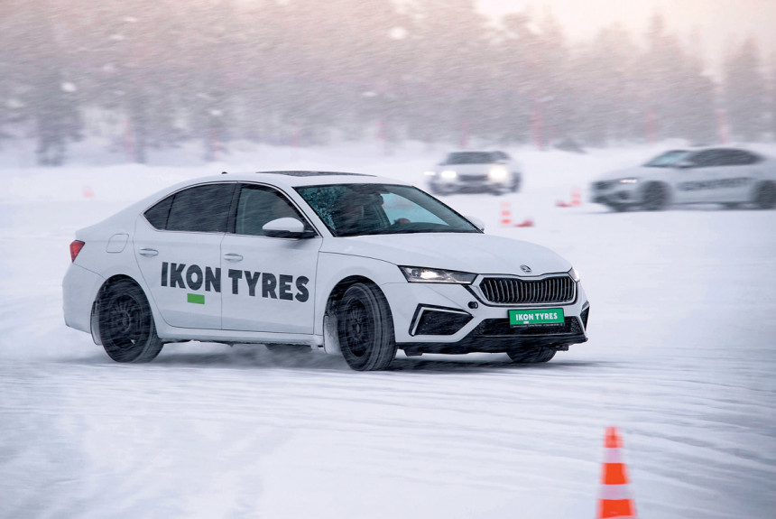 Шипованные шины Ikon Autograph Ice 10: тест на Кольском полуострове