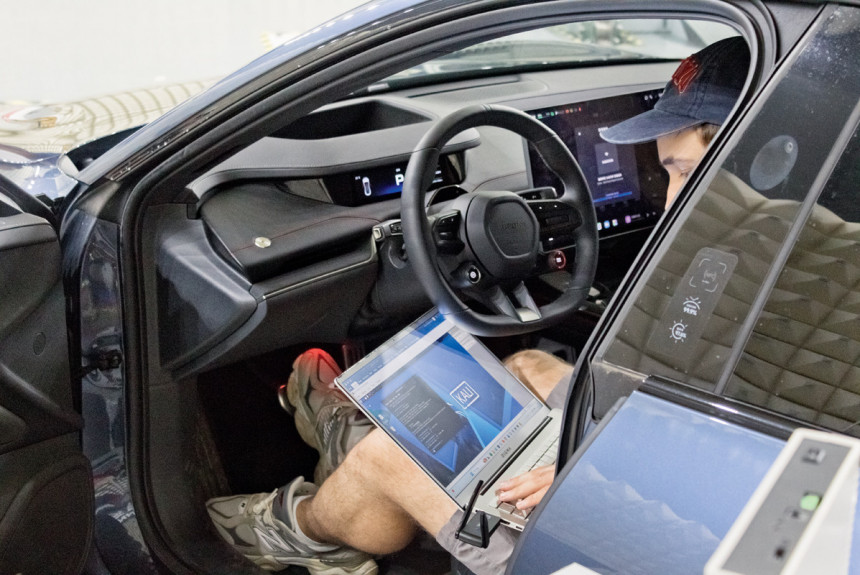 Зачем нужна кибербезопасность автомобилей? Рейтинг Cyber NCAP и взлом двух машин