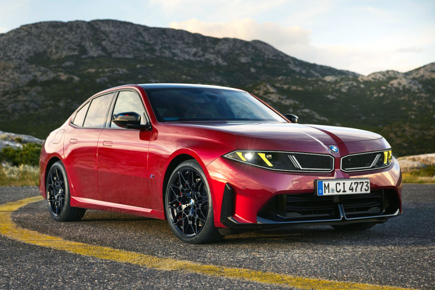 «Трешка» BMW восьмого поколения: 6 цилиндров в строю!