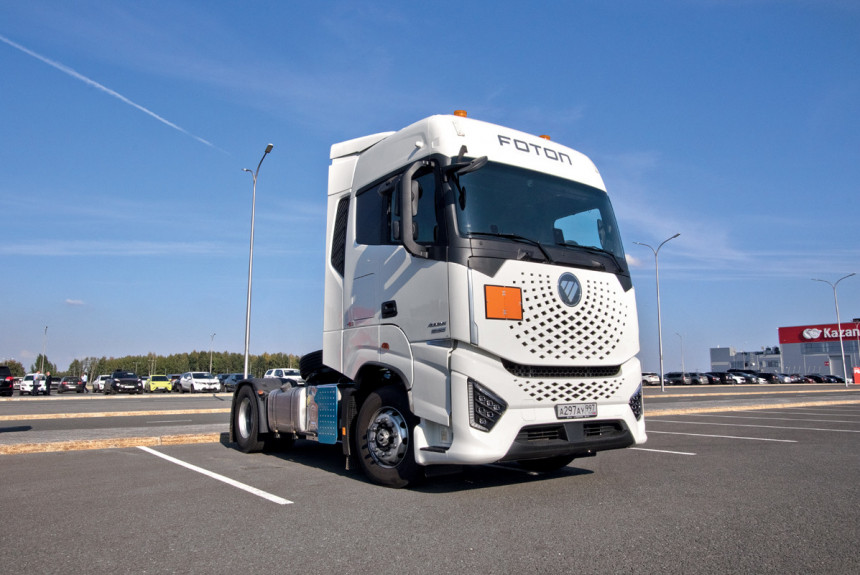 Космомассажер: экспресс-знакомство с тягачом Foton Galaxy