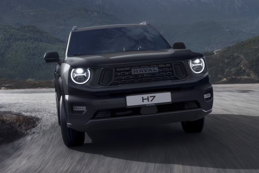 Haval H7 Космо: «антихром» от производителя и новые старые опции