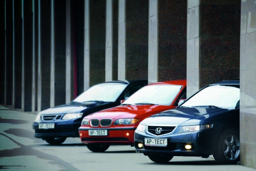Вторжение: седаны Honda Accord, Saab 9-3 и BMW третьей серии