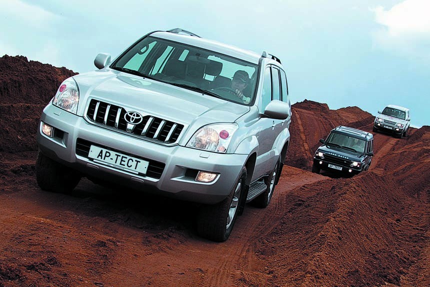 Цена победы: Land Rover Discovery, Mitsubishi Pajero и Toyota Land Cruiser Prado