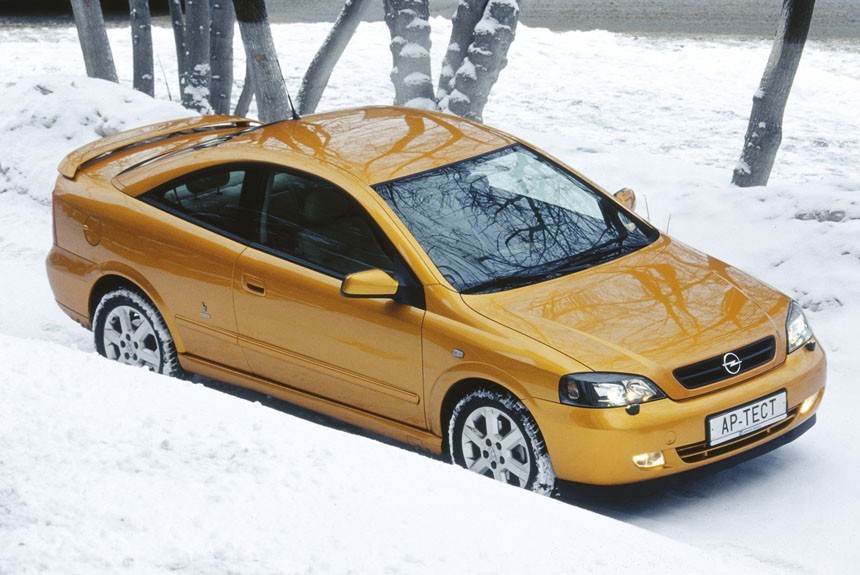 Оранжевое настроение: купе Opel Astra 