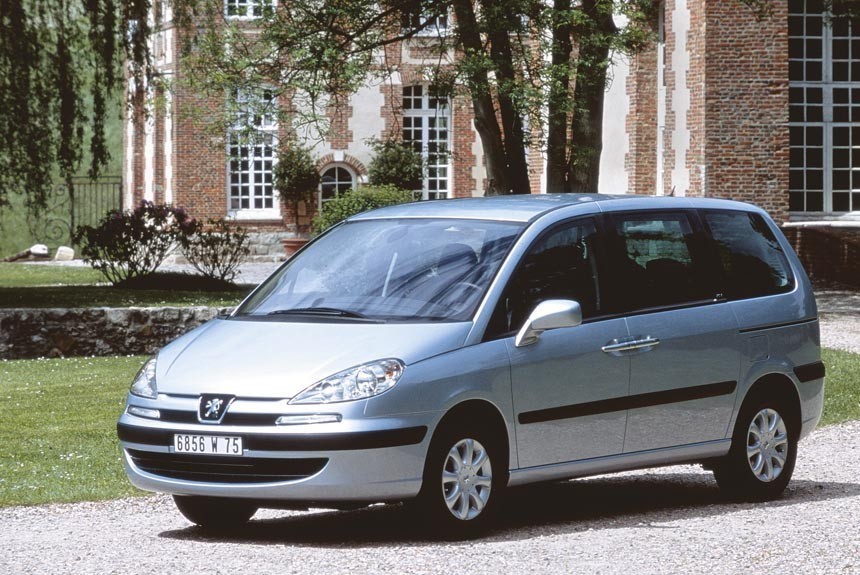 Франция выигрывает не всегда: минивэн Peugeot 807				