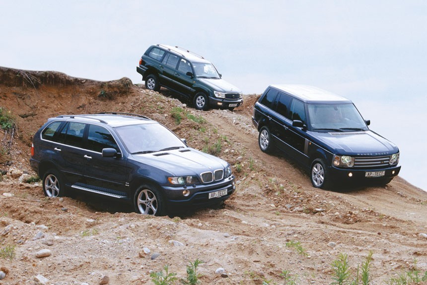 Каждому своё: внедорожники BMW X5, Range Rover и Toyota Land Cruiser 100
