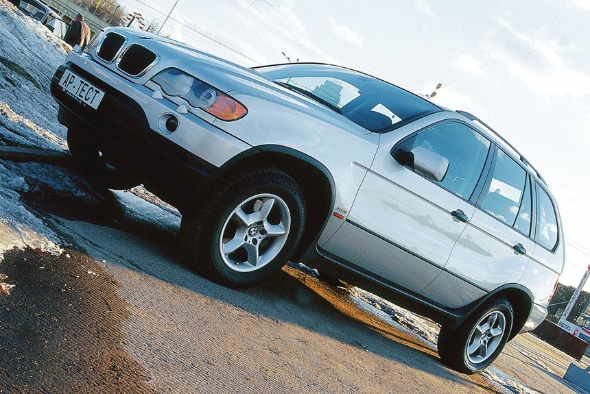 Примерка внедорожника BMW X5 