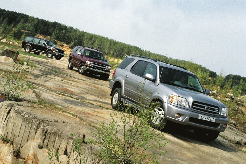 Большая тройка: внедорожники Toyota Sequoia, Ford Expedition и Chevrolet Tahoe