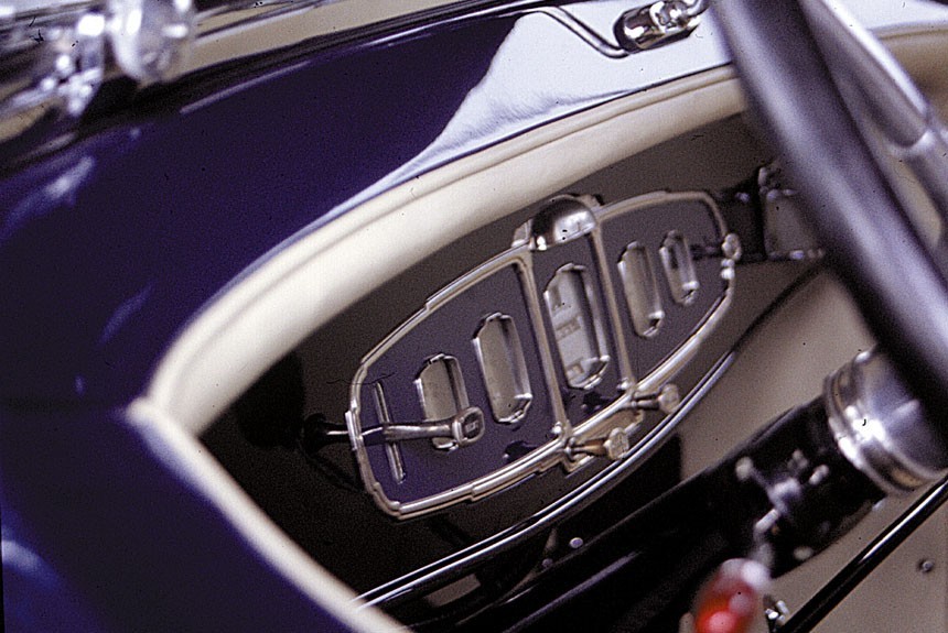 История автомобиля Buick Eight