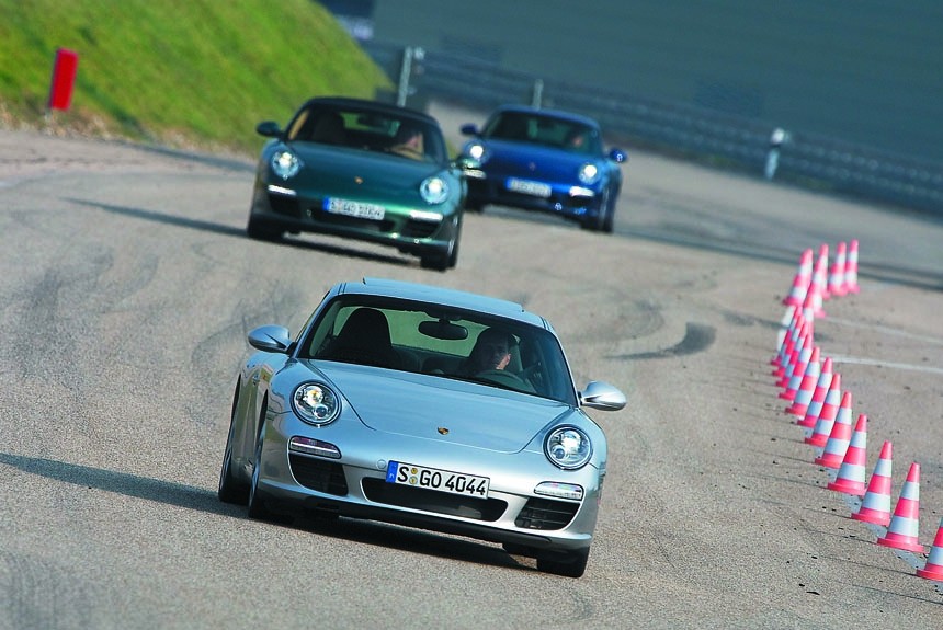 Изучаем новую революцию в эволюции Porsche 911 — преселективную коробку передач PDK