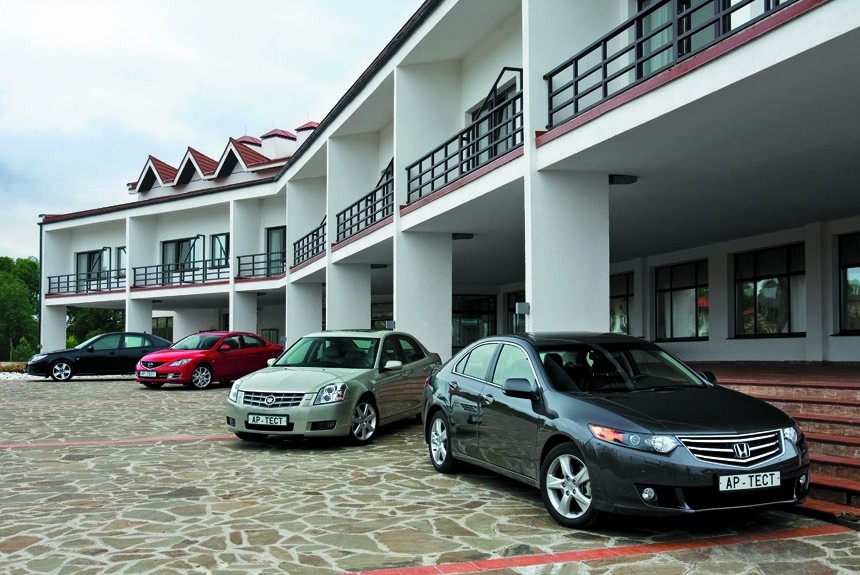 Средняя парта: Mazda 6 против седанов Saab 9-3, Cadillac BLS и Honda Accord восьмого поколения