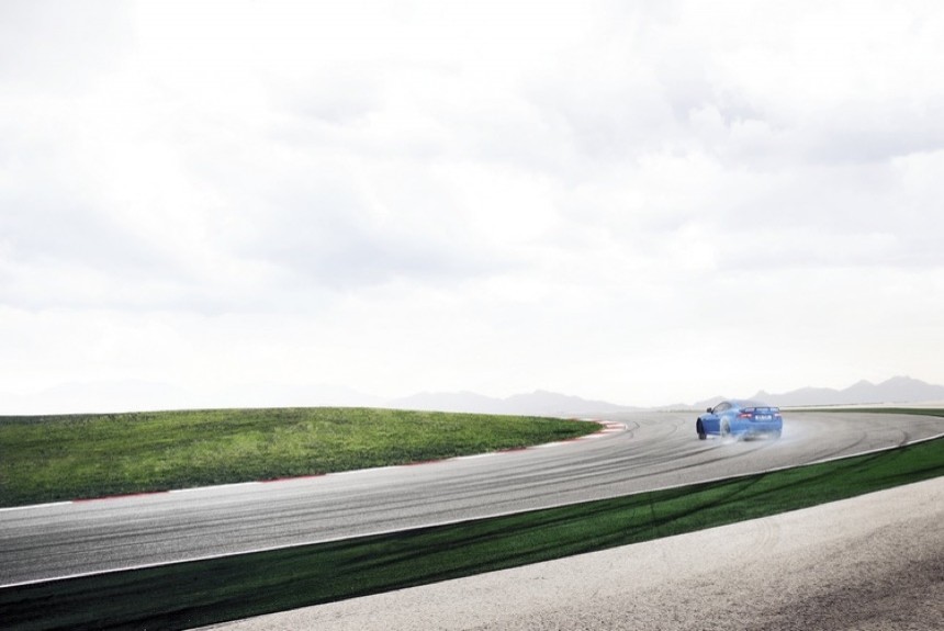 Пробуем Jaguar XKR-S на одной из лучших кольцевых трасс Autodromo do Algarve в Португалии
