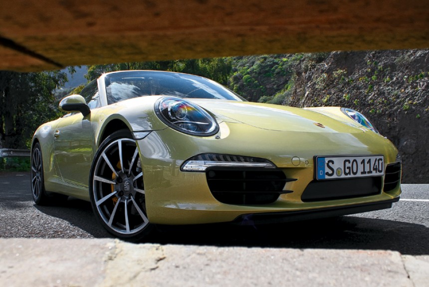 Никита Гудков опробовал Porsche 911 Cabriolet нового поколения