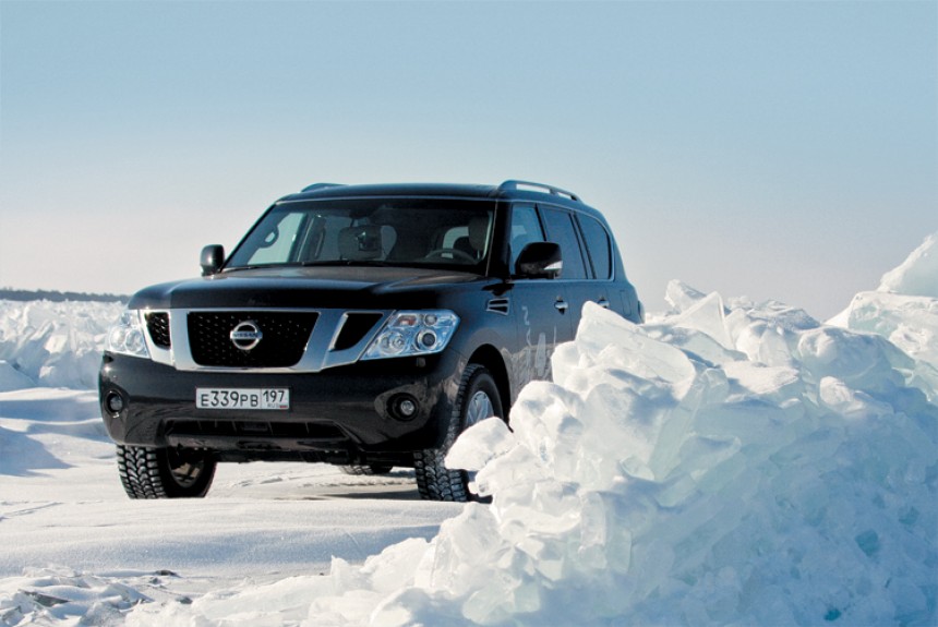 Как ездить зимой по льду Байкала на внедорожнике Nissan Patrol?