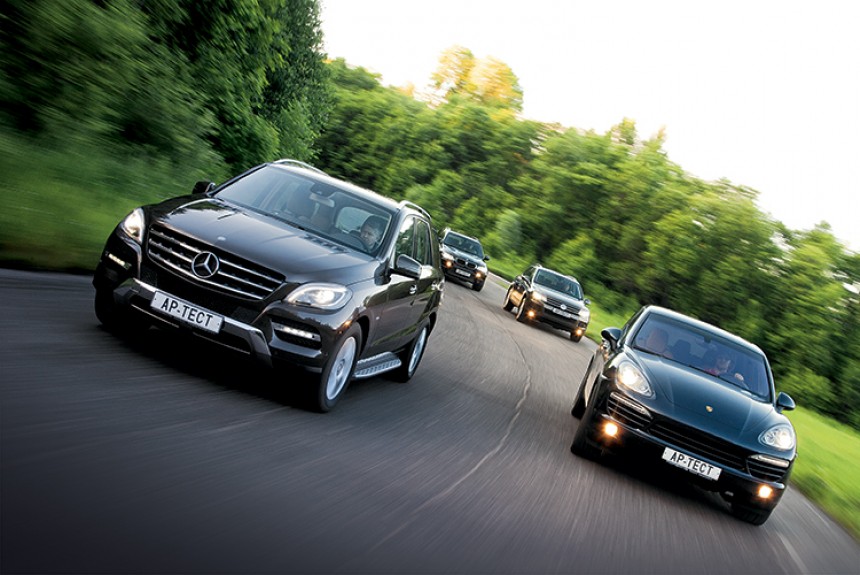 Новый Mercedes ML против автомобилей BMW X5, Porsche Cayenne и Volkswagen Touareg