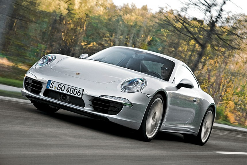 Олег Растегаев опробовал Porsche 911 Carrera 4 и Cayenne S Diesel: полный привод – вещь!