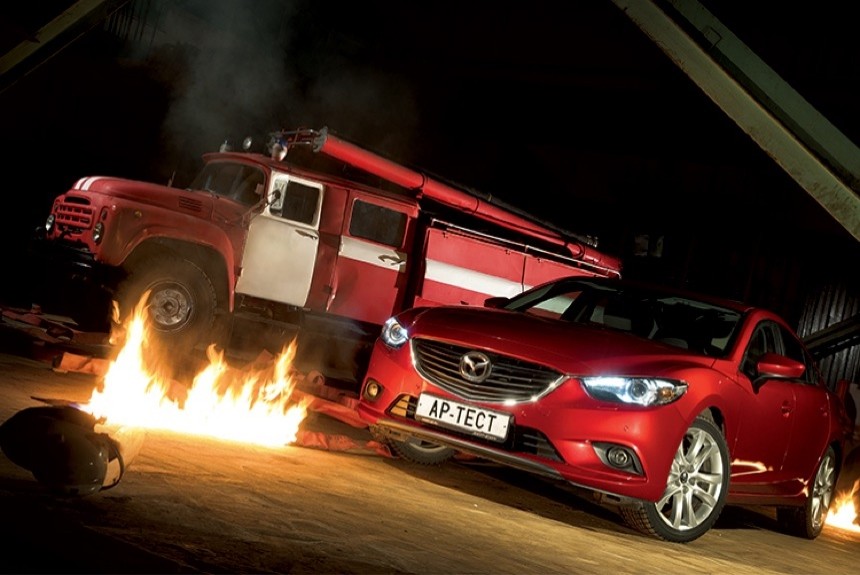 В нашей «примерочной» — седан Mazda 6 третьего поколения с двигателем 2.0 (150 л.с.)