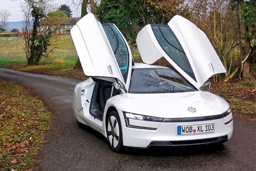 Попадет ли в Книгу рекордов Гиннесса Volkswagen XL1 — как самый экологичный гибридомобиль?