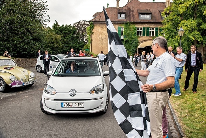 Журналистский «Кубок наций» в Германии на электрокарах Volkswagen e-up! обернулся настоящими гонками!