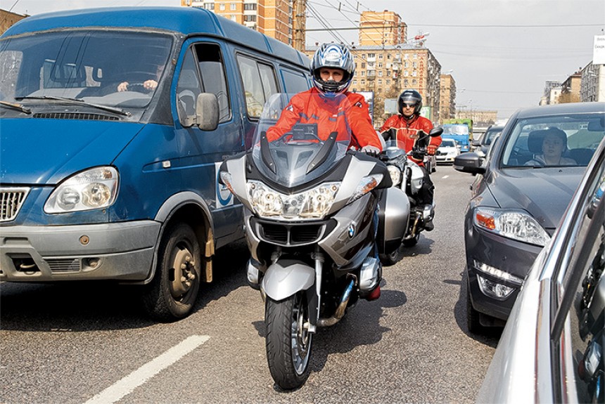 Мотоциклисты: как не попасть в ДТП с их участием?