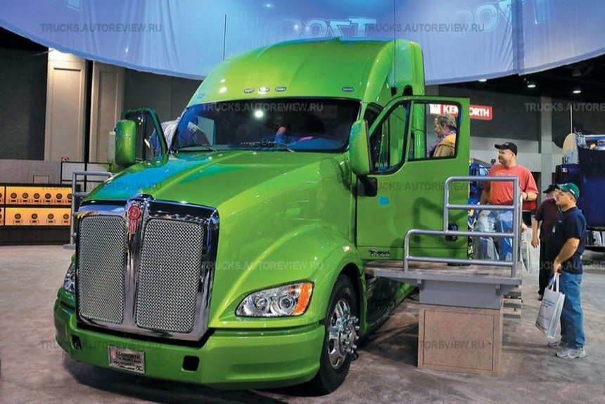 PACCAR на выставке Mid-America Trucking Show представил новейшую модель Kenworth T700