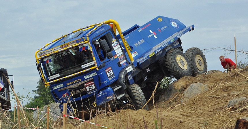…а бронзу — немцы из BFS Trucksport Team, которые пользуются поддержкой компании MAN