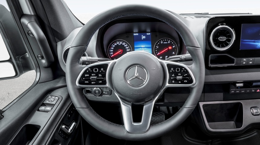 Mercedes Sprinter 2018: фото интерьера и новые факты