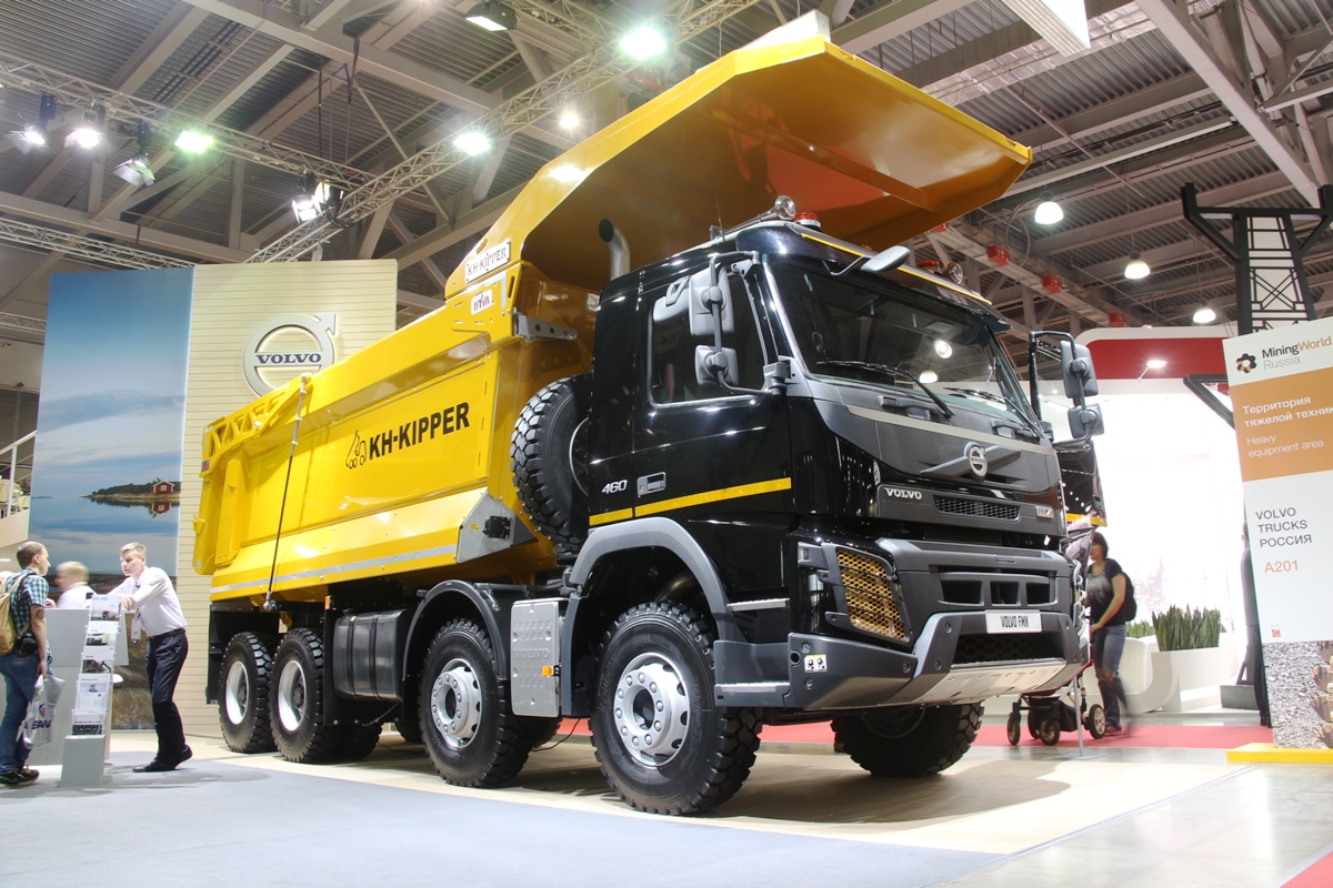 Горные самосвалы Scania, Volvo и Tatra на выставке MiningWorld 2018 —  Авторевю