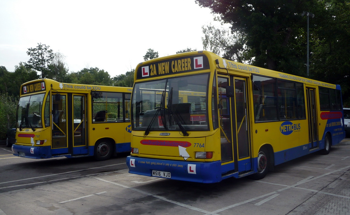 Alexander Dennis — один из последних независимых британских производителей автобусов