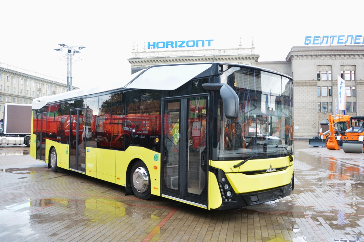 Городской автобус МАЗ-303065