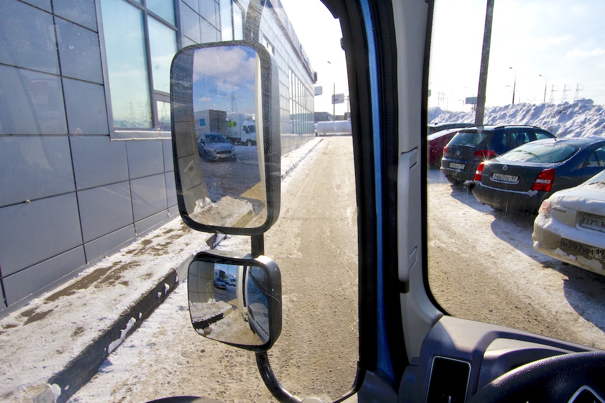 Зеркало лиаз. Зеркала на автобус. Зеркала на автобус. Зеркала на автобус. Зеркальный автобус.