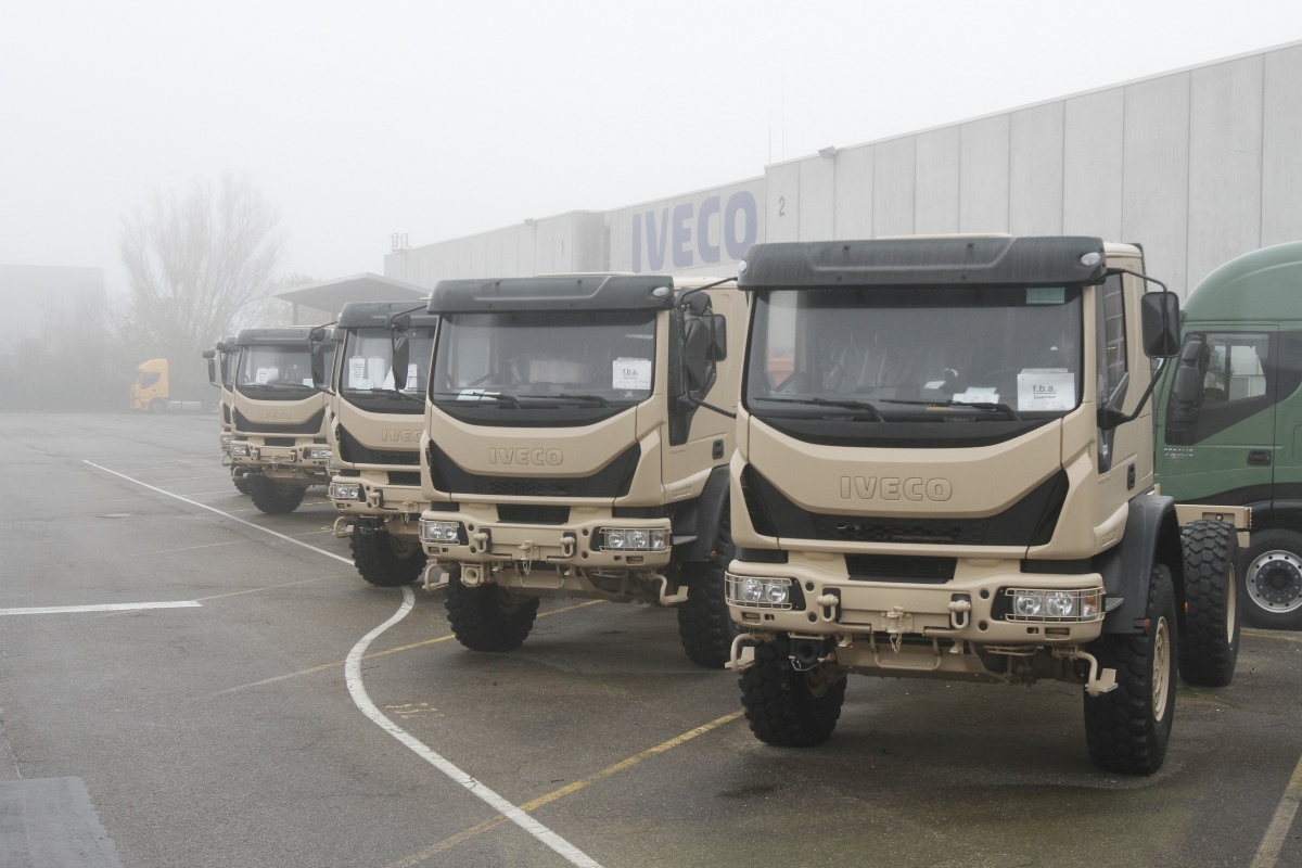 IVECO поставит бундесверу больше тысячи грузовиков — Авторевю