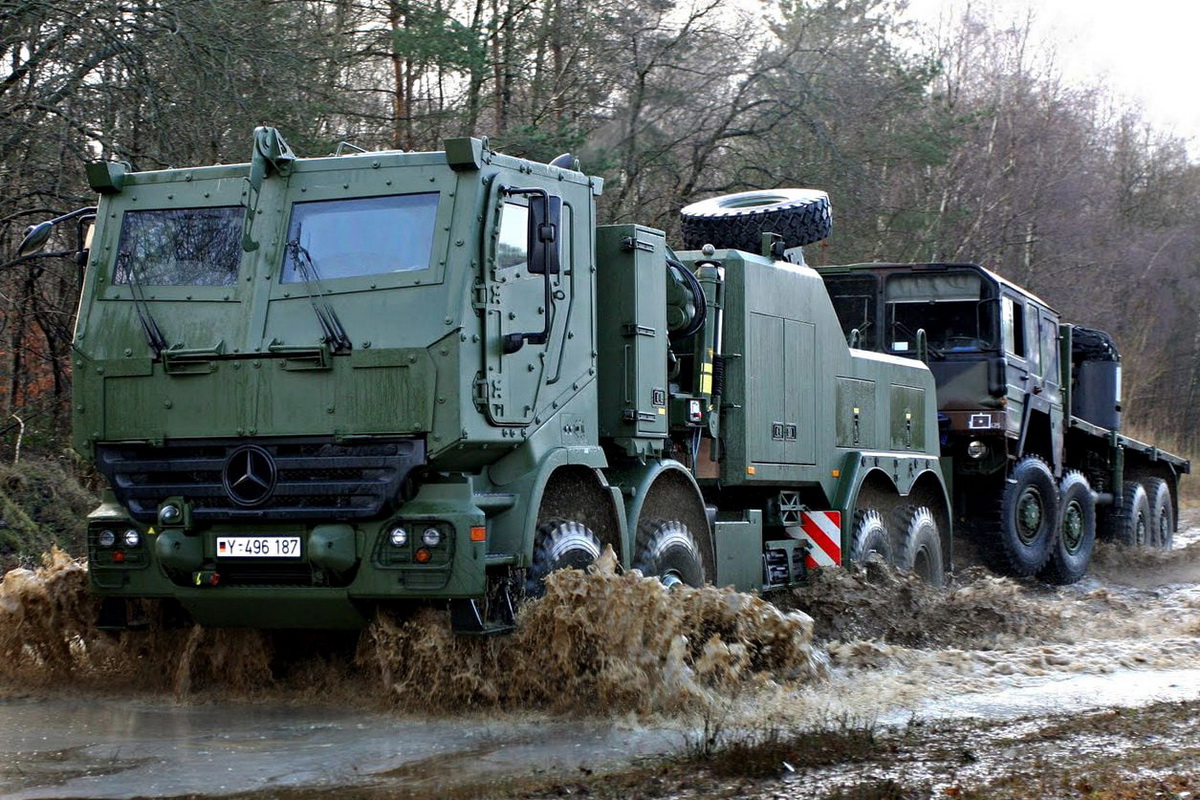 Эвакуаторы на шасси Tatra — для военных и спасателей — Авторевю