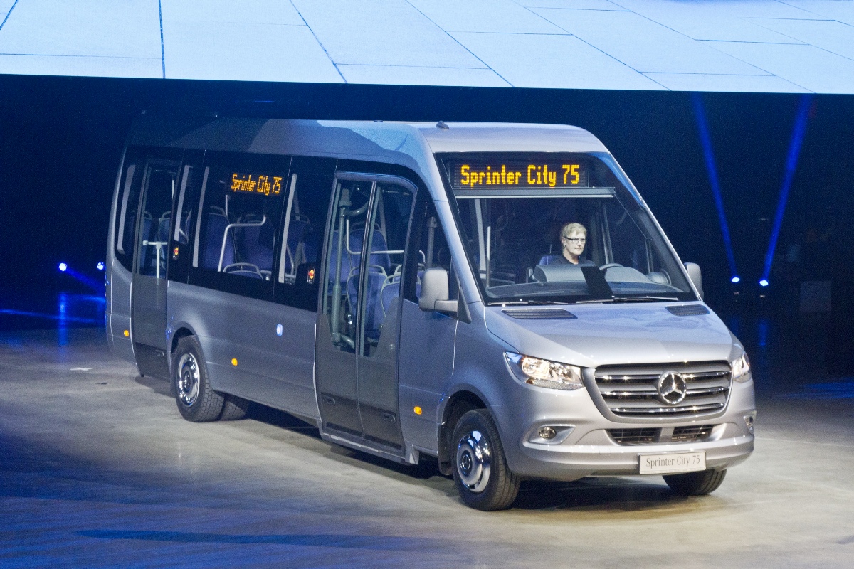 Daimler Buses продает производство автобусов Sprinter — Авторевю