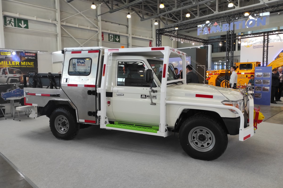 Изучаем перспективы шахтного транспортера Miller на базе Land Cruiser на  выставке MiningWorld — Авторевю